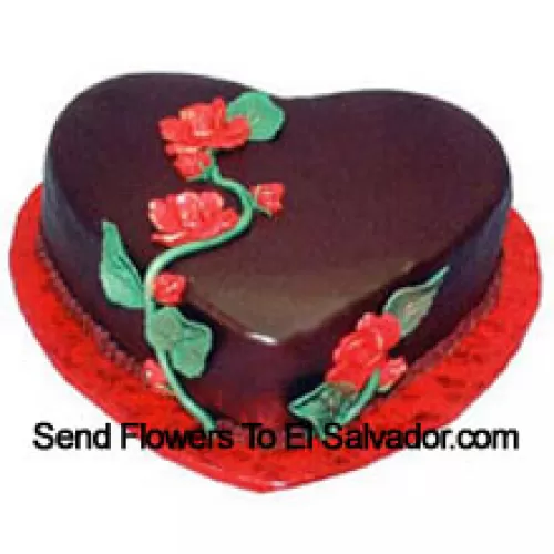 1 Kg (2.2 Lbs) Pastel de Trufa de Chocolate en forma de Corazón (Tenga en cuenta que la entrega de pasteles solo está disponible para la región de Metro Manila. Cualquier pedido de entrega de pastel fuera de Metro Manila será sustituido por un Pastel de Brownie de Chocolate sin crema o se ofrecerá al destinatario un cupón de Red Ribbon suficiente para comprar el mismo pastel)