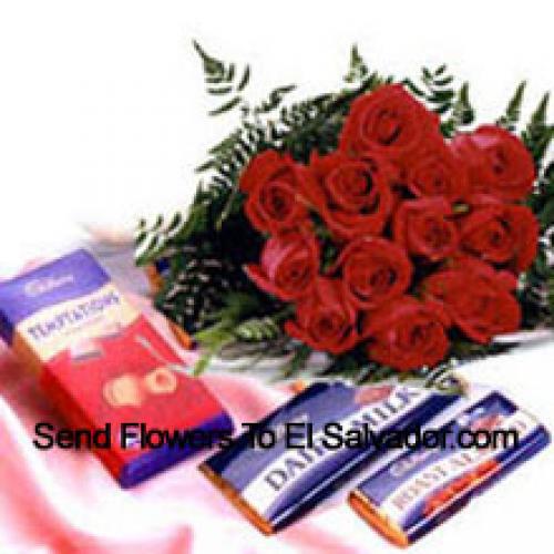 Rose rosse con deliziosi cioccolatini