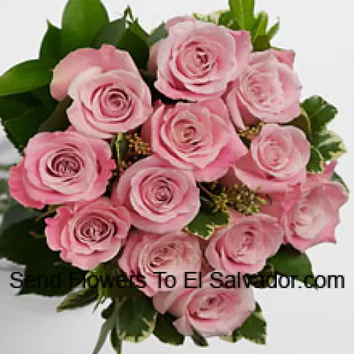 Bosje van 12 roze rozen