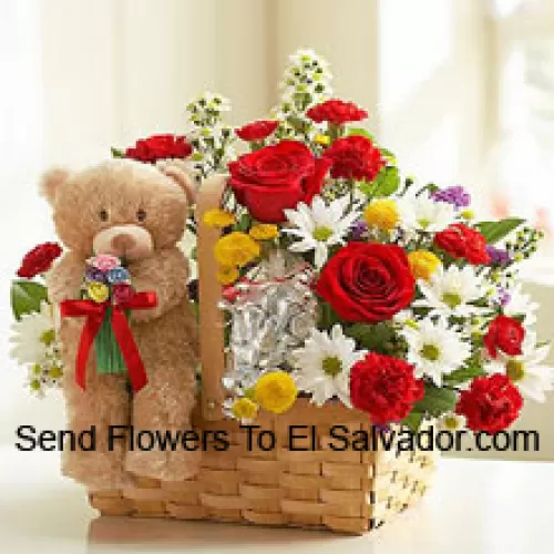 Panier de fleurs assorties et un mignon ours en peluche brun de 6 pouces